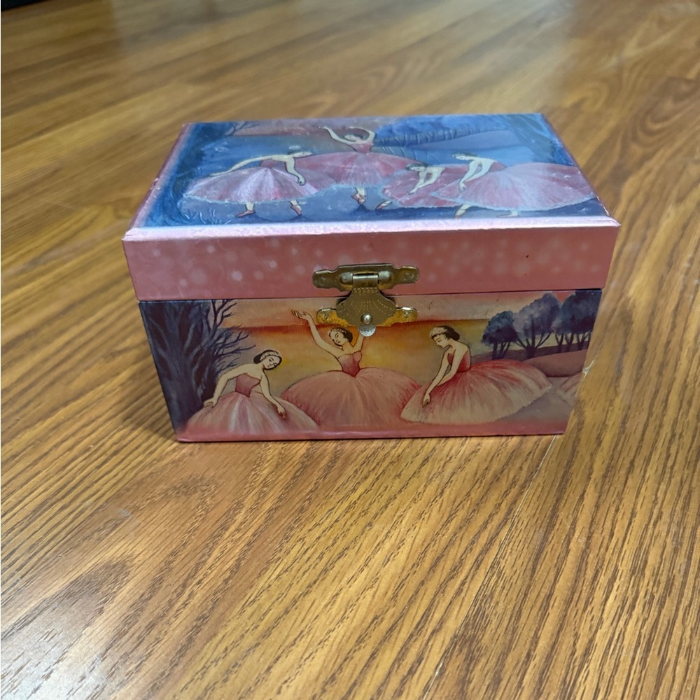 Schylling Iridescent Musical Ballerina Jewelry Box
